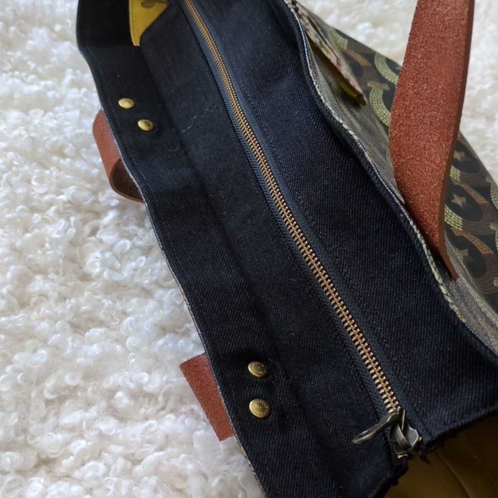Brown and Blue Camouflage Tote with Leather Straps - Picture 10 of 11